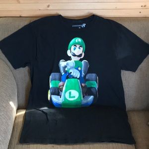 Luigi T-shirt size XL old school Nintendo
